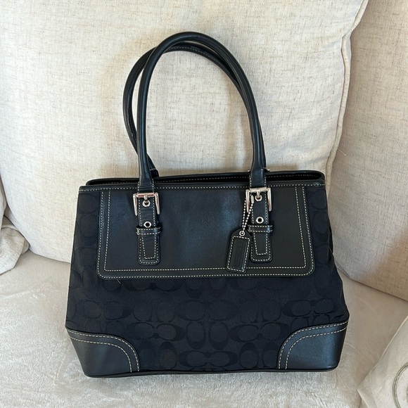 Coach Handbags - Coach Hamptons Black Signature Jacquard Leather Satchel F11220